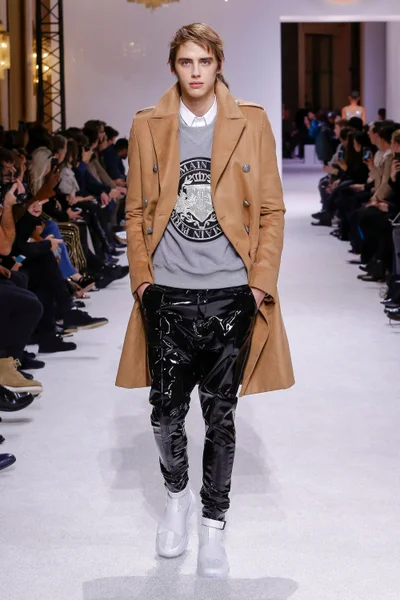 Look 37